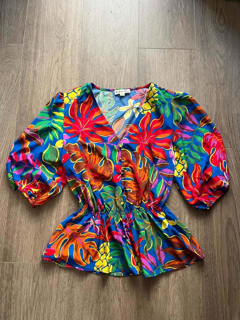 Indigo Rose size small Tropical V-Neck Peplum Blouse in Multicolor